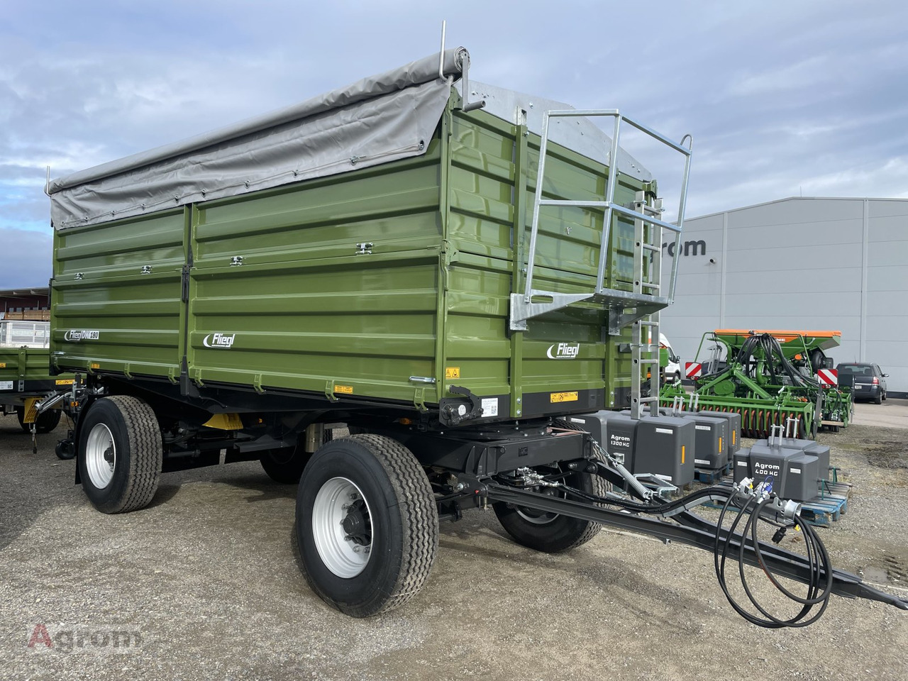 Fliegl DK 180 XL - 农场自卸拖车/ 自卸车:图1 Fliegl DK 180 XL - 农场自卸拖车/ 自卸车:图1