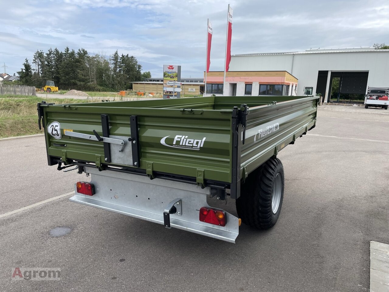 Fliegl EDK 60 FOX - 农场自卸拖车/ 自卸车:图5 Fliegl EDK 60 FOX - 农场自卸拖车/ 自卸车:图5