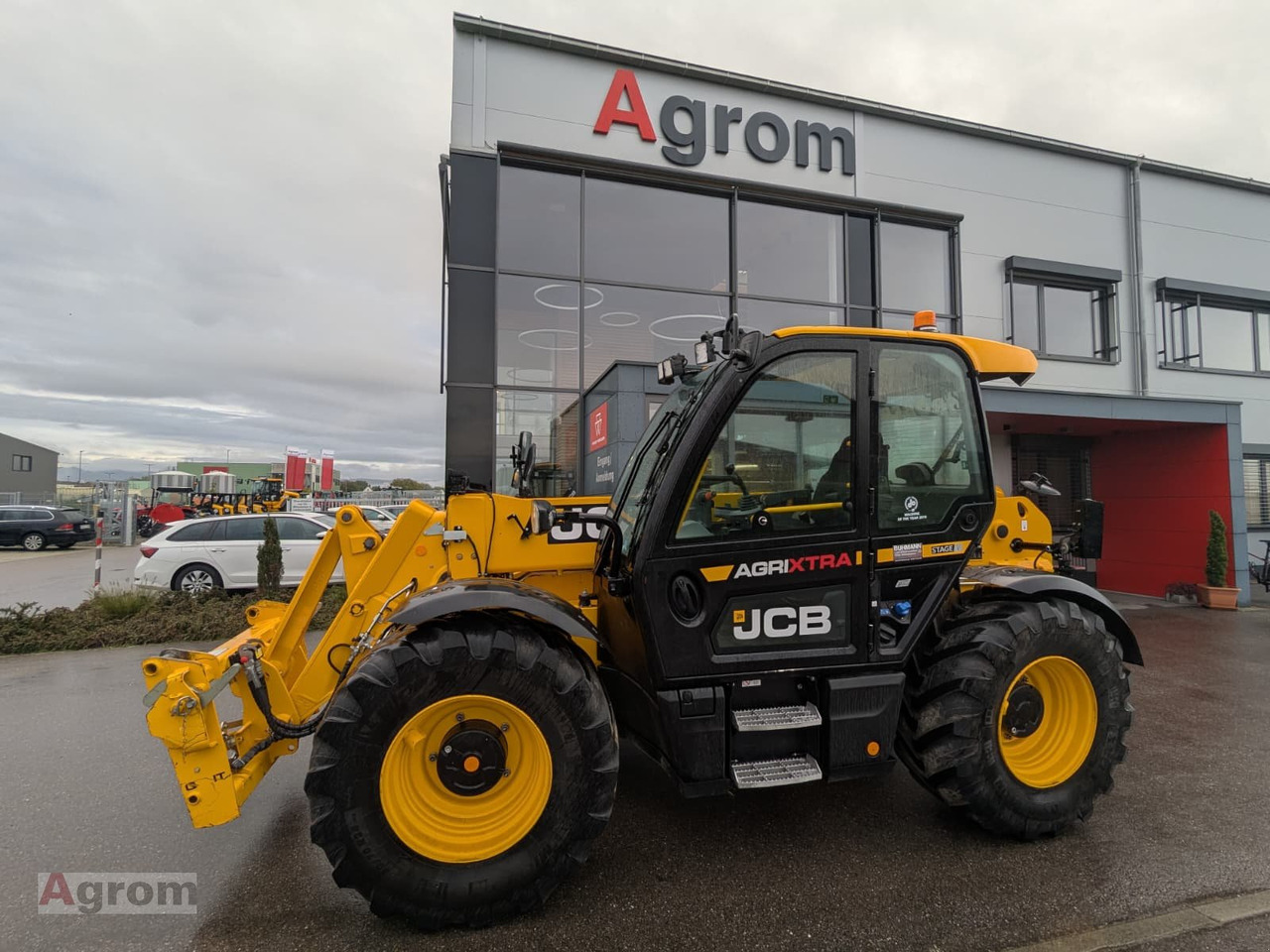 JCB 542-70 AGRI XTRA - 伸缩臂叉装车:图1 JCB 542-70 AGRI XTRA - 伸缩臂叉装车:图1
