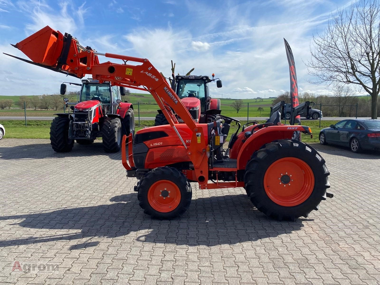 Kubota L 1501 - 拖拉机:图1 Kubota L 1501 - 拖拉机:图1