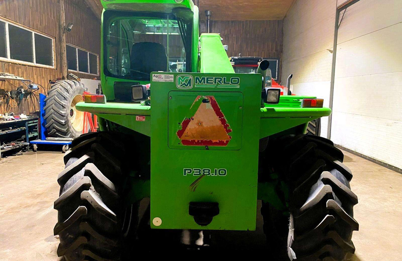 Merlo P38.10 - 伸缩臂叉装车:图5 Merlo P38.10 - 伸缩臂叉装车:图5