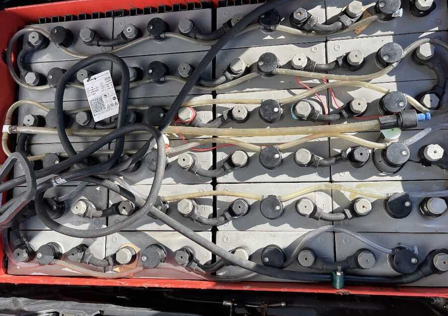 LINDE E 14-02/386 - 电动叉车:图5 LINDE E 14-02/386 - 电动叉车:图5