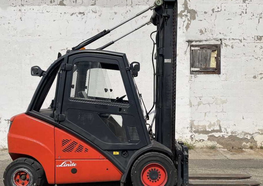 Linde H 30 D-393-01 - 柴油叉车:图2 Linde H 30 D-393-01 - 柴油叉车:图2