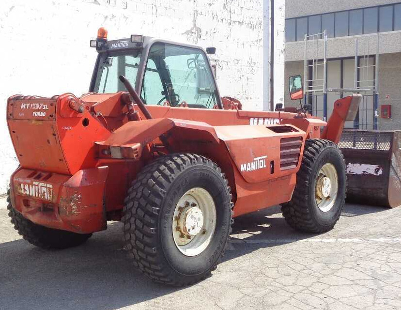 Manitou MT 1337 SLT - 伸缩臂叉装车:图2 Manitou MT 1337 SLT - 伸缩臂叉装车:图2