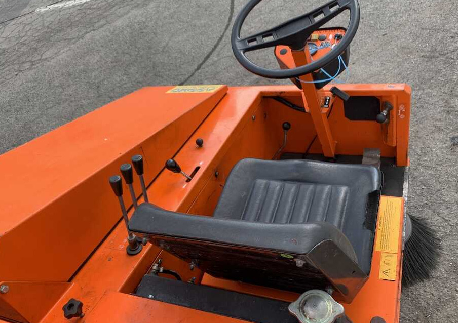 RCM T 9000 TD/1 - 工业清扫机:图2 RCM T 9000 TD/1 - 工业清扫机:图2