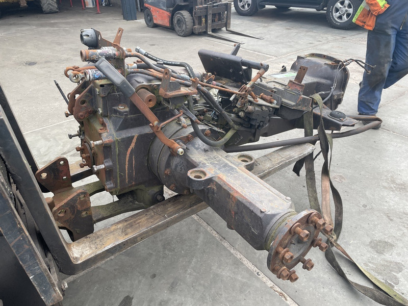 Fiat 80/90DT - 轴及其零件:图5 Fiat 80/90DT - 轴及其零件:图5