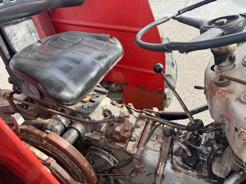 Massey Ferguson 135 - 拖拉机:图5 Massey Ferguson 135 - 拖拉机:图5