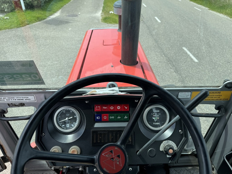 拖拉机 Massey Ferguson 675：图5