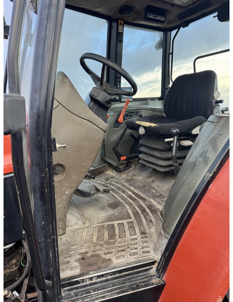 New Holland L95 - 拖拉机:图5 New Holland L95 - 拖拉机:图5