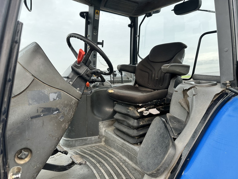 New Holland TM 135 - 拖拉机:图4 New Holland TM 135 - 拖拉机:图4