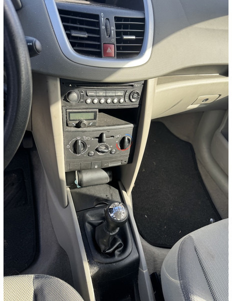 Peugeot 207 - 汽车:图5 Peugeot 207 - 汽车:图5