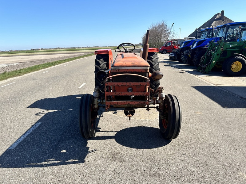 Zetor 4511 - 拖拉机:图2 Zetor 4511 - 拖拉机:图2