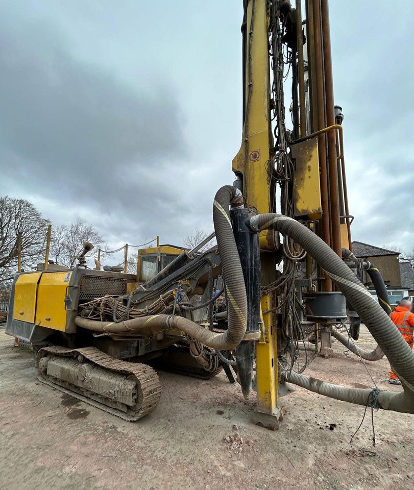 Atlas Copco ROC L8-44 - 钻机:图4 Atlas Copco ROC L8-44 - 钻机:图4
