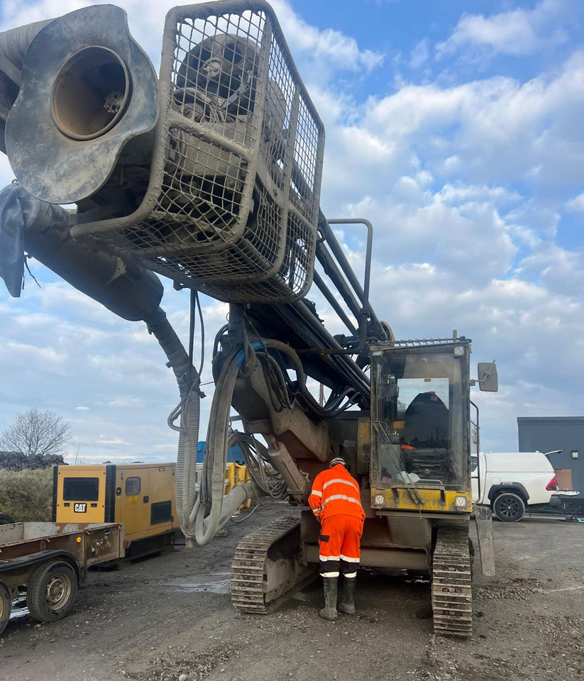 Atlas Copco ROC L8-44 - 钻机:图4 Atlas Copco ROC L8-44 - 钻机:图4