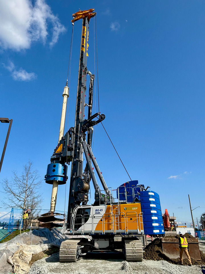 Bauer BG45 - 打桩机:图1 Bauer BG45 - 打桩机:图1