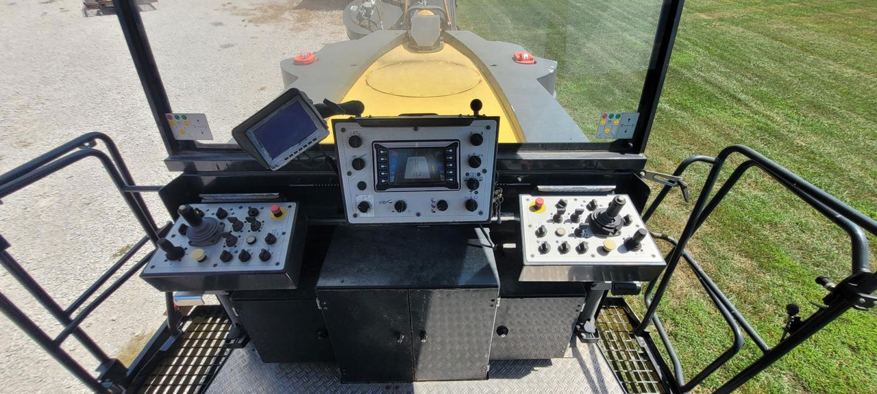 Bomag BM 2000/75 - 冷铣刨机:图5 Bomag BM 2000/75 - 冷铣刨机:图5