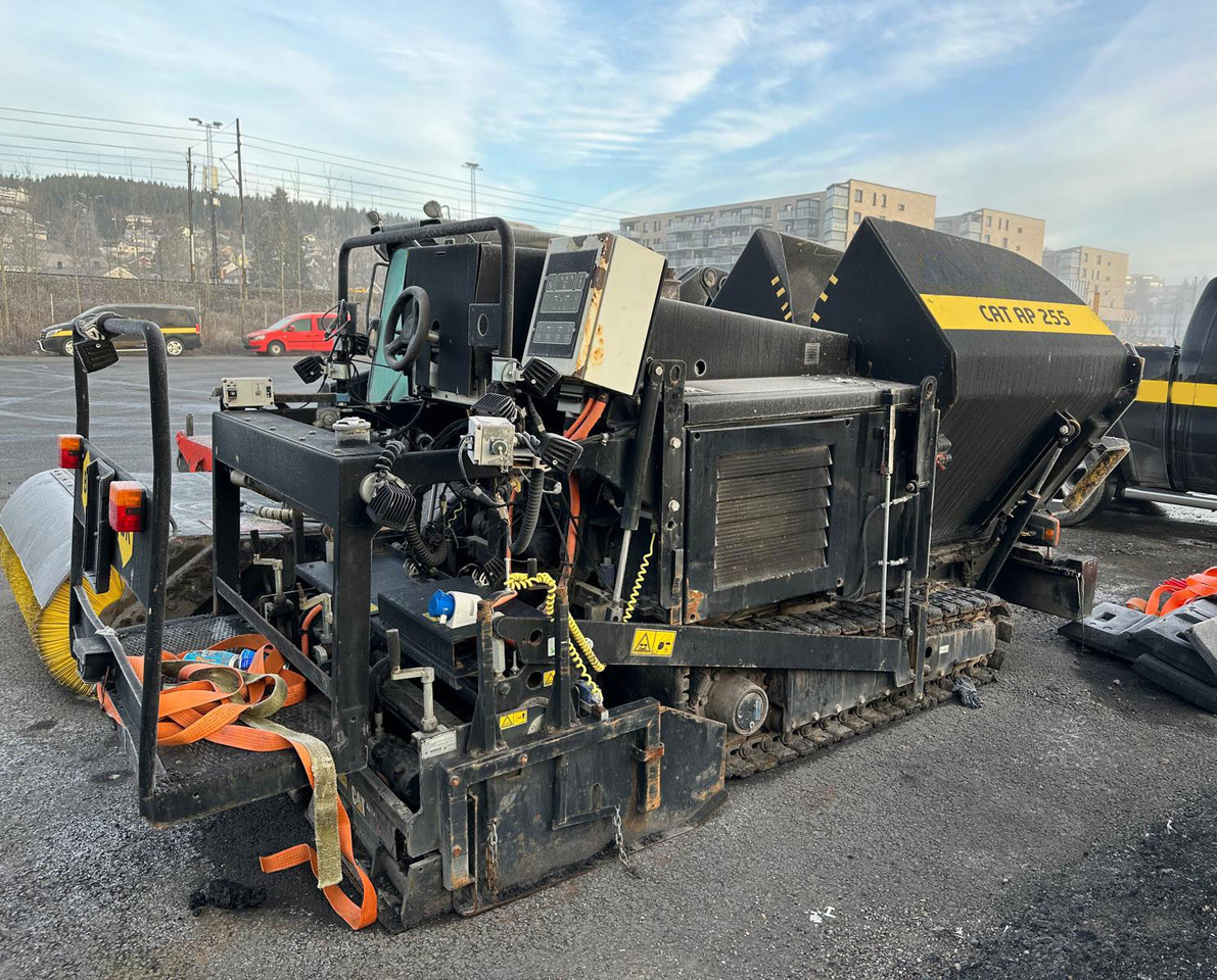 Caterpillar AP255 - 沥青铺路机:图2 Caterpillar AP255 - 沥青铺路机:图2