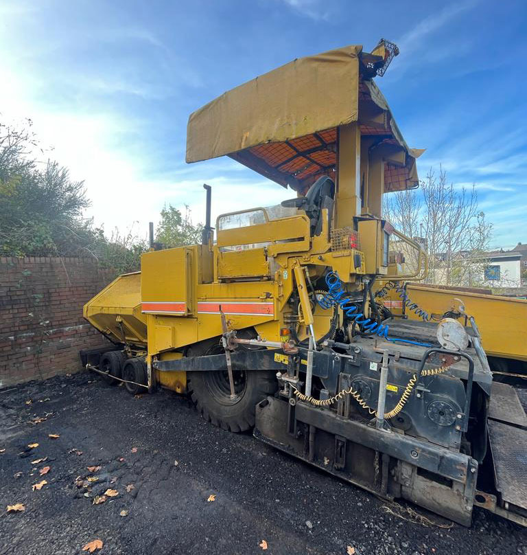 Caterpillar AP600 - 沥青铺路机:图3 Caterpillar AP600 - 沥青铺路机:图3