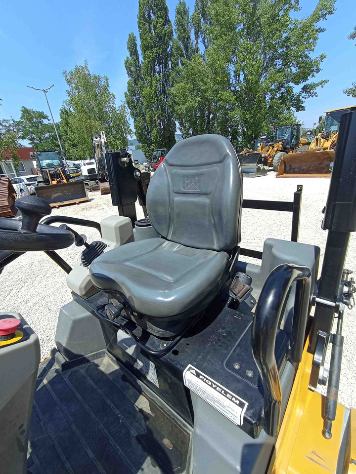 碾压机 Caterpillar CB2.7：图8