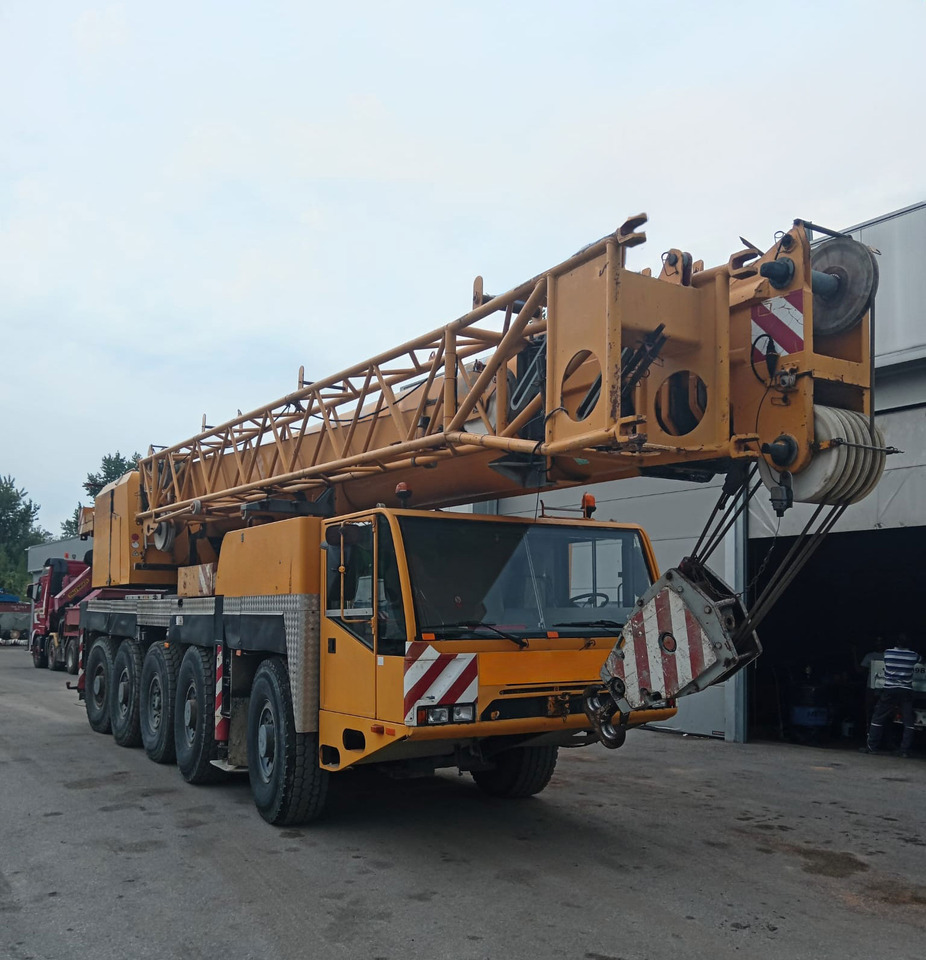 Demag AC 100 - 移动式起重机:图2 Demag AC 100 - 移动式起重机:图2