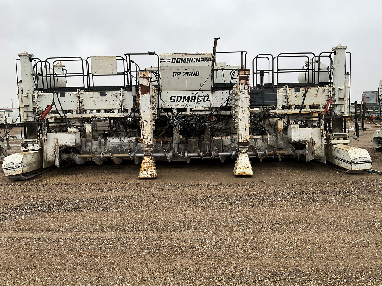 Gomaco GP-2600 - 沥青铺路机:图2 Gomaco GP-2600 - 沥青铺路机:图2