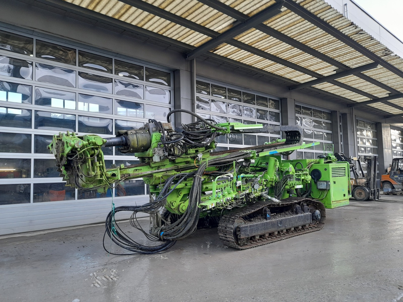 Klemm KR 806-3 - 打桩机:图3 Klemm KR 806-3 - 打桩机:图3