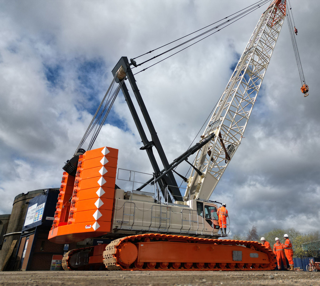 Kobelco CKE2500G - 履带式起重机:图3 Kobelco CKE2500G - 履带式起重机:图3