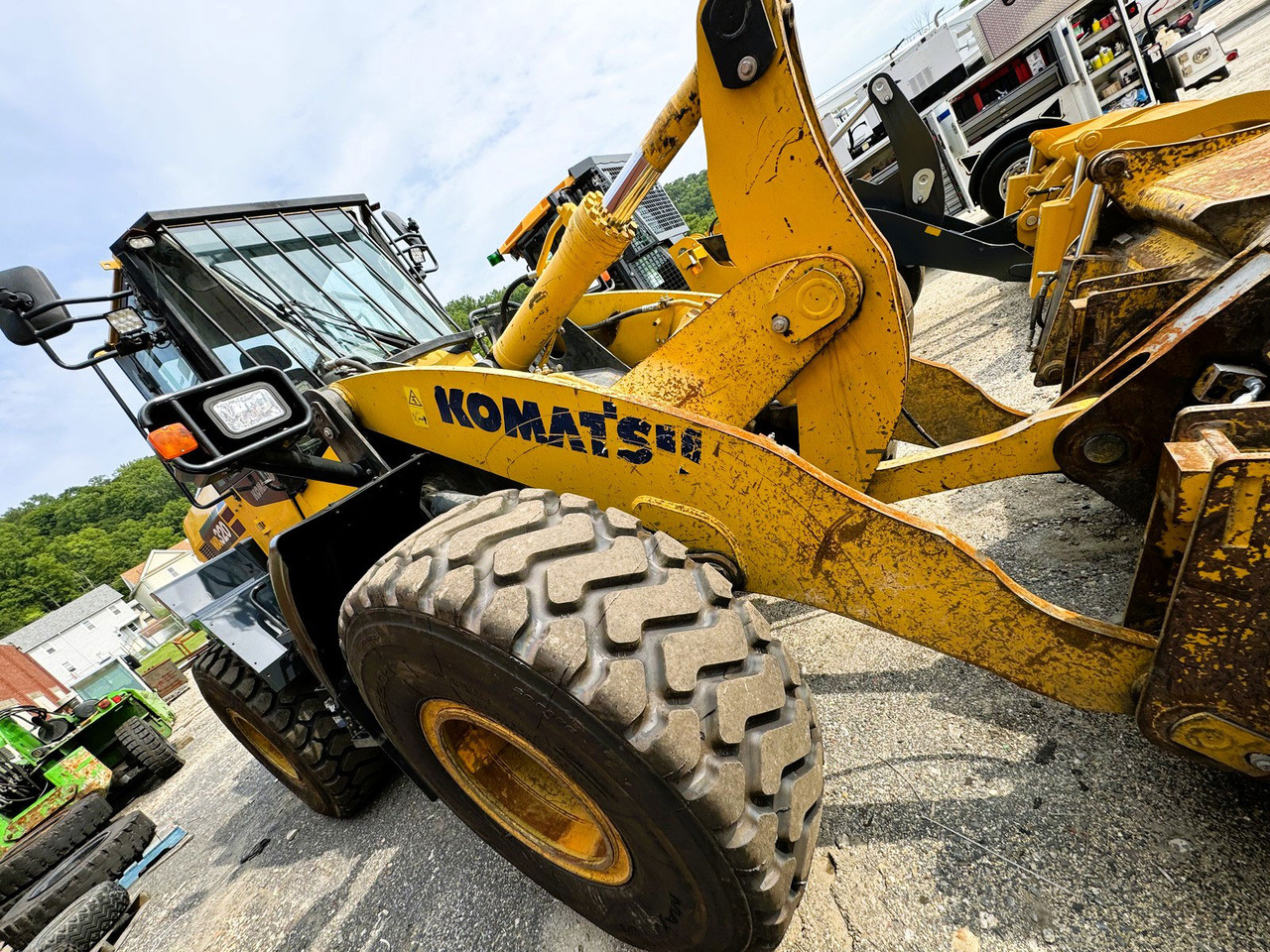 Komatsu WA320-8 - 轮式装载机:图4 Komatsu WA320-8 - 轮式装载机:图4