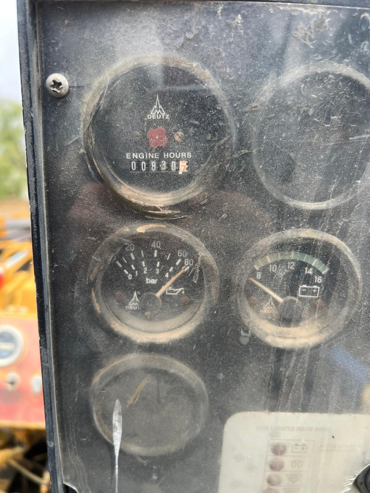 Leeboy 8000T - 沥青铺路机:图5 Leeboy 8000T - 沥青铺路机:图5