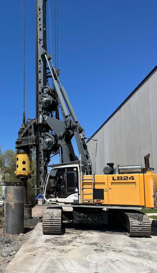 Liebherr LB-24 - 打桩机:图2 Liebherr LB-24 - 打桩机:图2
