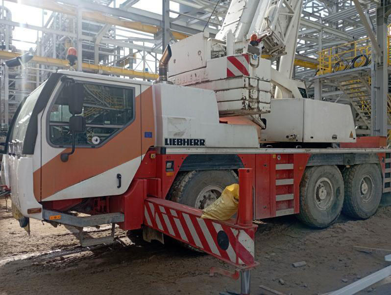 Liebherr LTM 1055-3.2 - 移动式起重机:图3 Liebherr LTM 1055-3.2 - 移动式起重机:图3