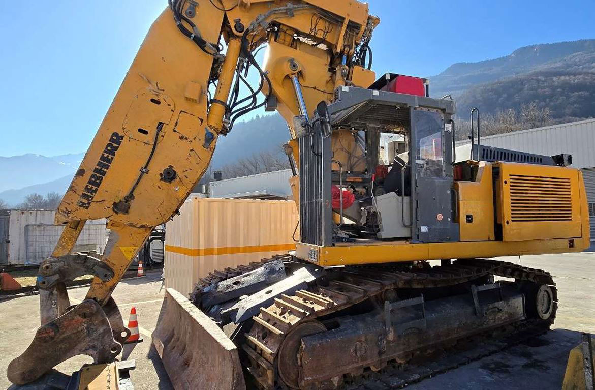 Liebherr R944C T Litronic - 采矿机械:图2 Liebherr R944C T Litronic - 采矿机械:图2