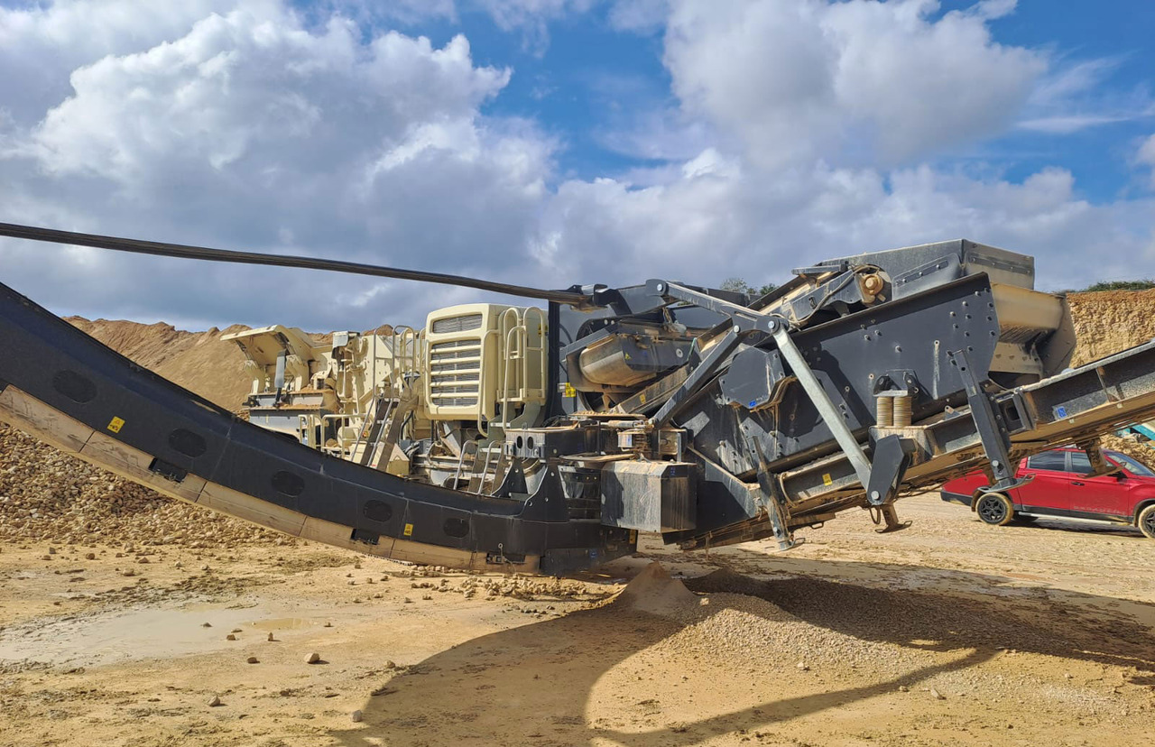 Metso LT1213S - 反击式破碎机:图3 Metso LT1213S - 反击式破碎机:图3