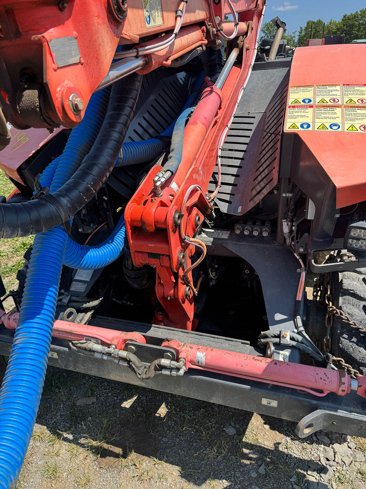 Sandvik Commando DC130Ri - 钻机:图5 Sandvik Commando DC130Ri - 钻机:图5