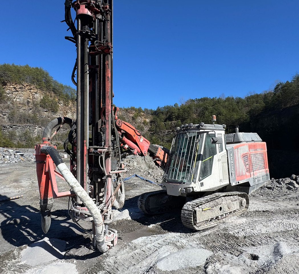 Sandvik DP1500i - 钻机:图2 Sandvik DP1500i - 钻机:图2
