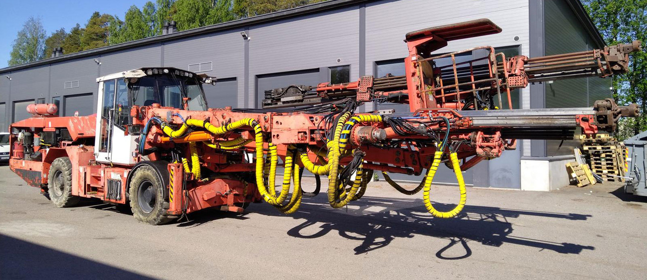 Sandvik DT920 - 钻机:图1 Sandvik DT920 - 钻机:图1