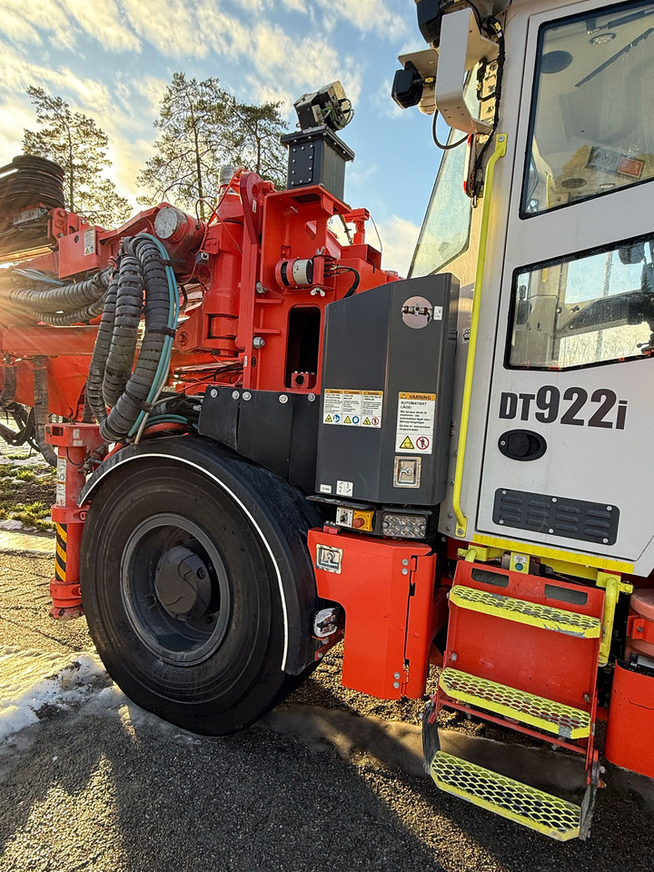Sandvik DT922I - 钻机:图5 Sandvik DT922I - 钻机:图5
