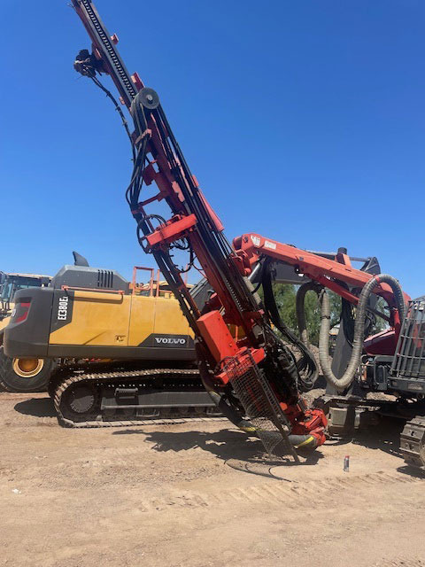 Sandvik DX800 - 钻机:图3 Sandvik DX800 - 钻机:图3