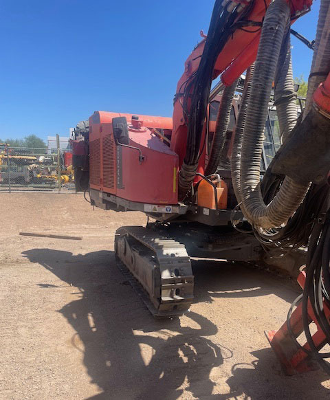 Sandvik DX800 - 钻机:图4 Sandvik DX800 - 钻机:图4