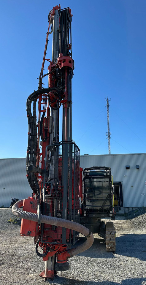 Sandvik DX900i - 钻机:图4 Sandvik DX900i - 钻机:图4