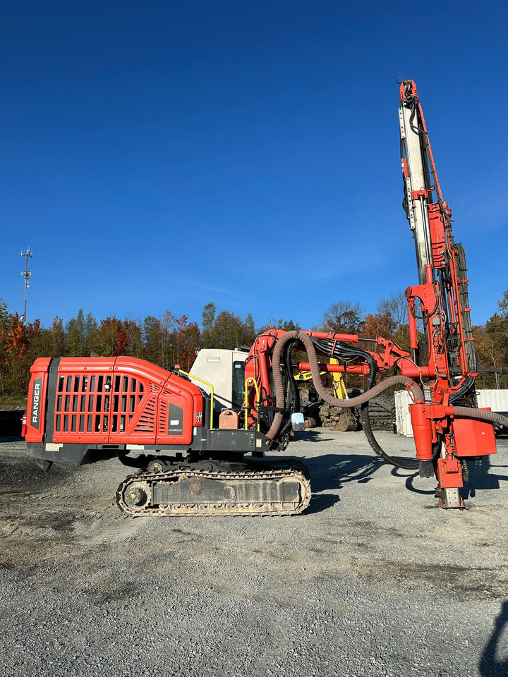 Sandvik DX900i - 钻机:图2 Sandvik DX900i - 钻机:图2