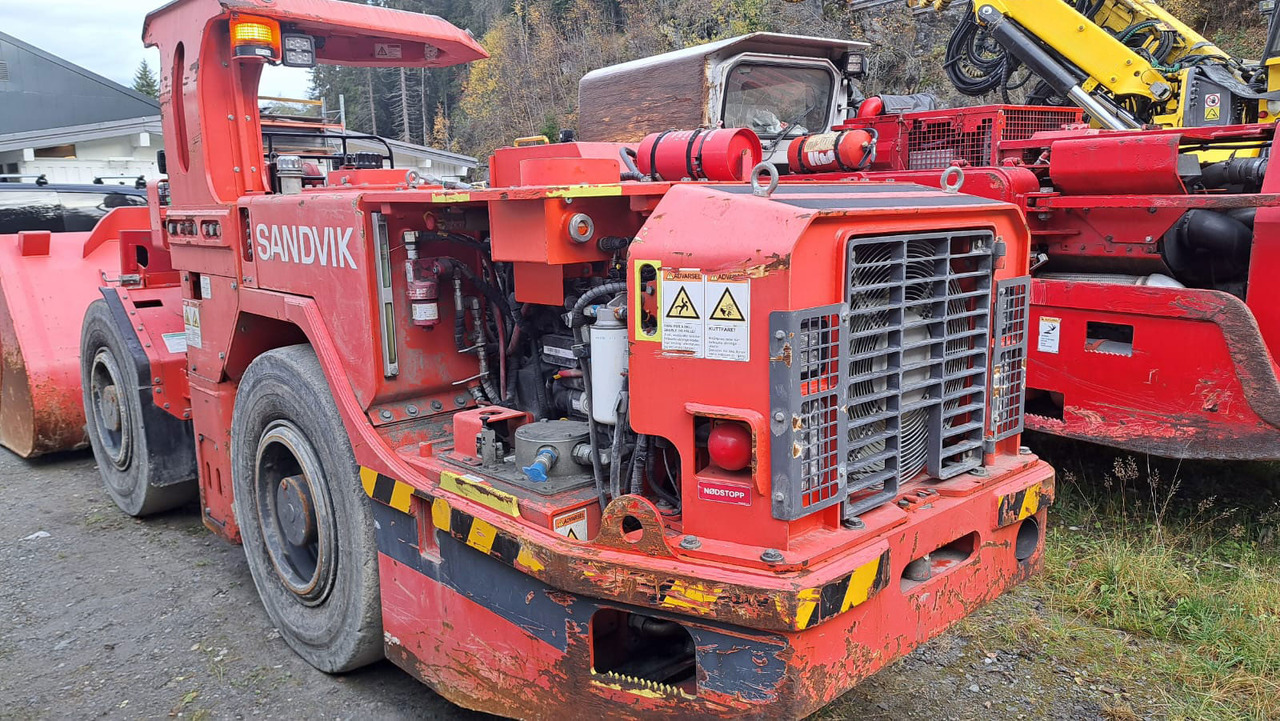 Sandvik LH202 - 采矿机械:图5 Sandvik LH202 - 采矿机械:图5