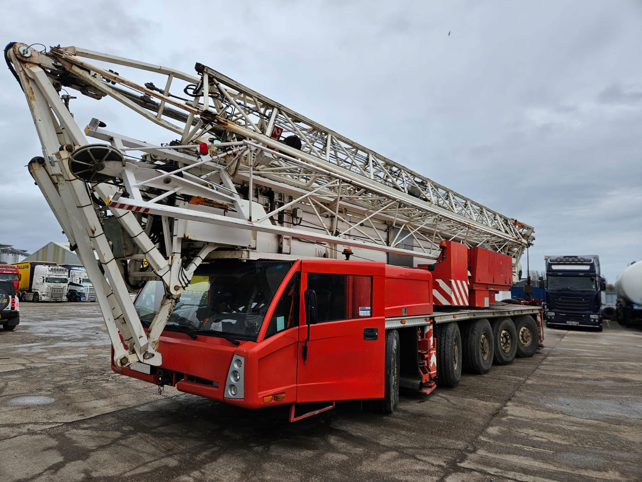 Spierings SK599-AT5 - 塔式起重机:图3 Spierings SK599-AT5 - 塔式起重机:图3