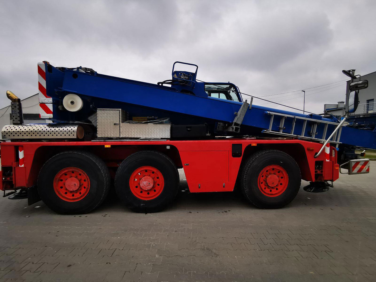 Terex Demag AC 40 City - 移动式起重机:图4 Terex Demag AC 40 City - 移动式起重机:图4