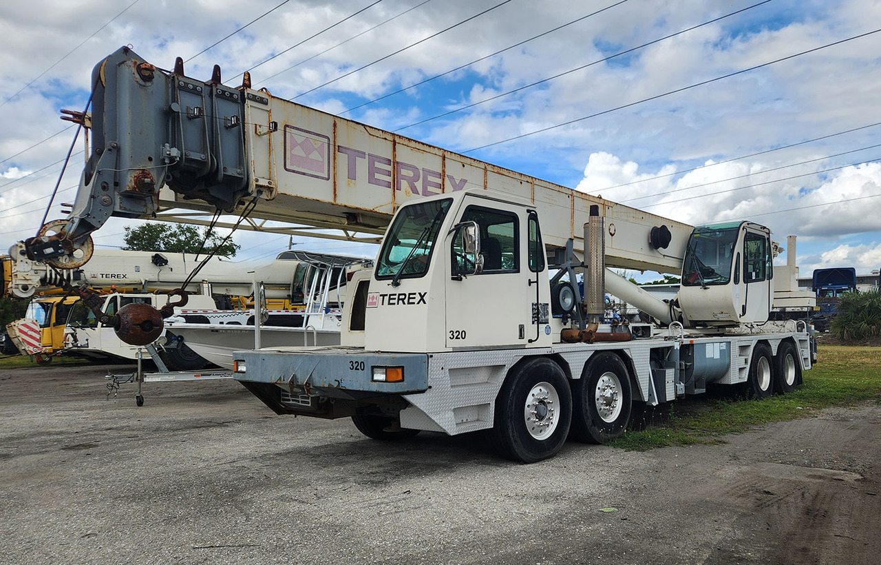 Terex T560 - 移动式起重机:图1 Terex T560 - 移动式起重机:图1