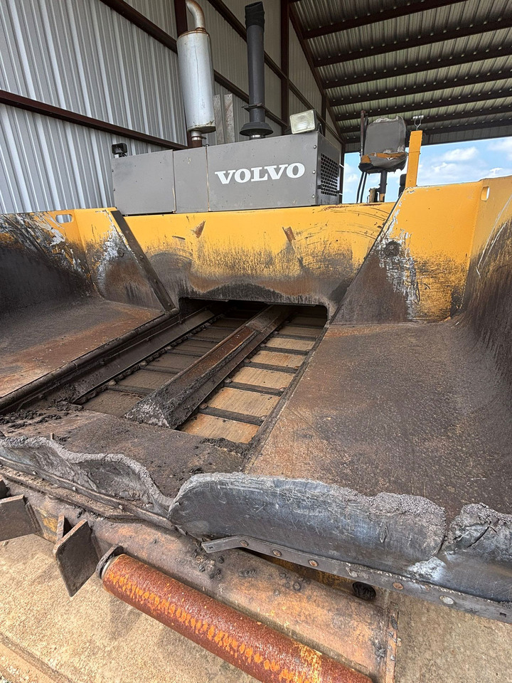 Volvo PF4410 - 沥青铺路机:图4 Volvo PF4410 - 沥青铺路机:图4