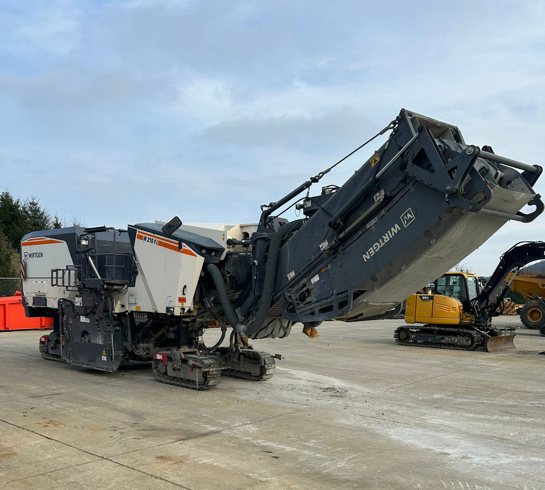 Wirtgen W 210 FI - 沥青铺路机:图3 Wirtgen W 210 FI - 沥青铺路机:图3
