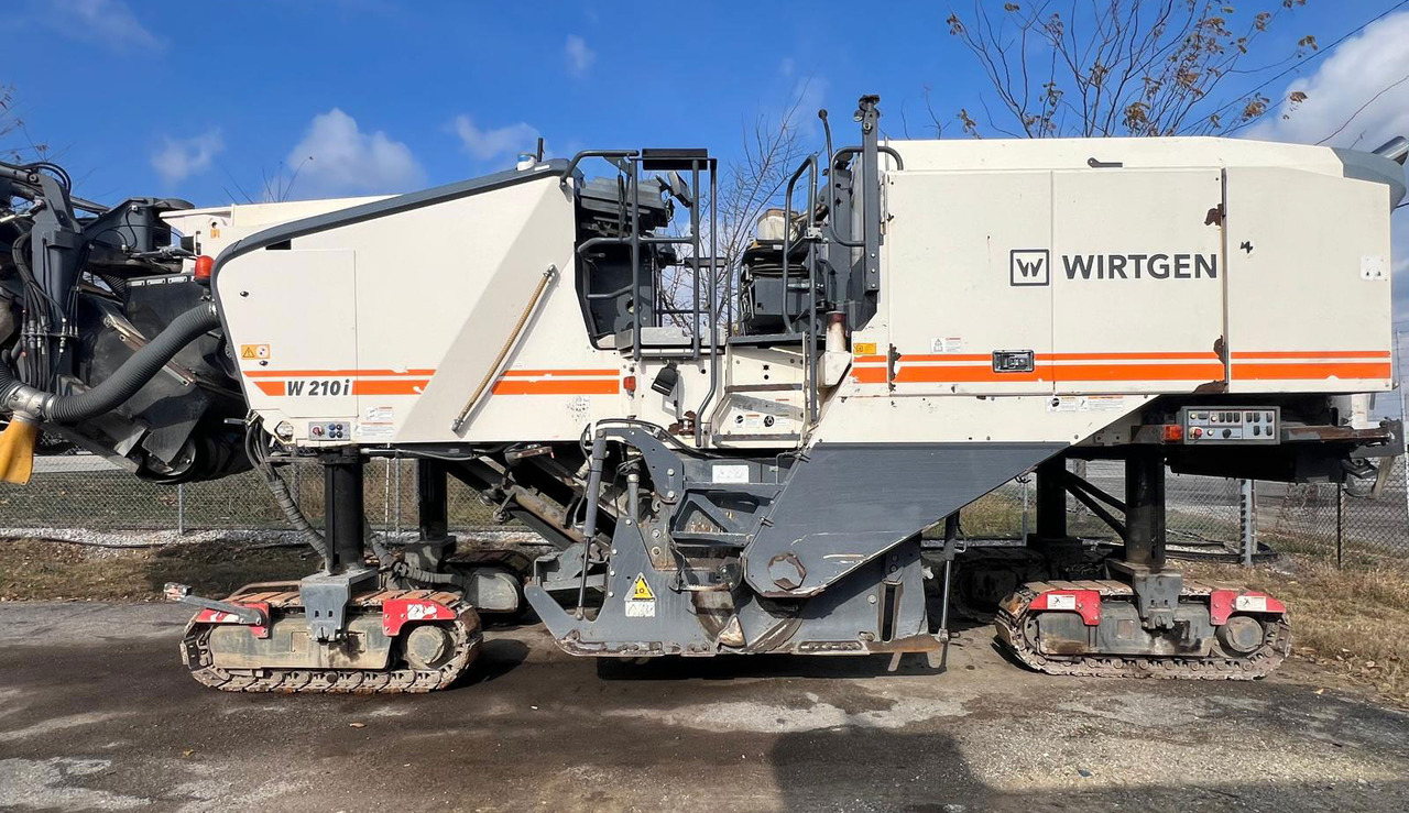 Wirtgen W 210 i - 冷铣刨机:图4 Wirtgen W 210 i - 冷铣刨机:图4