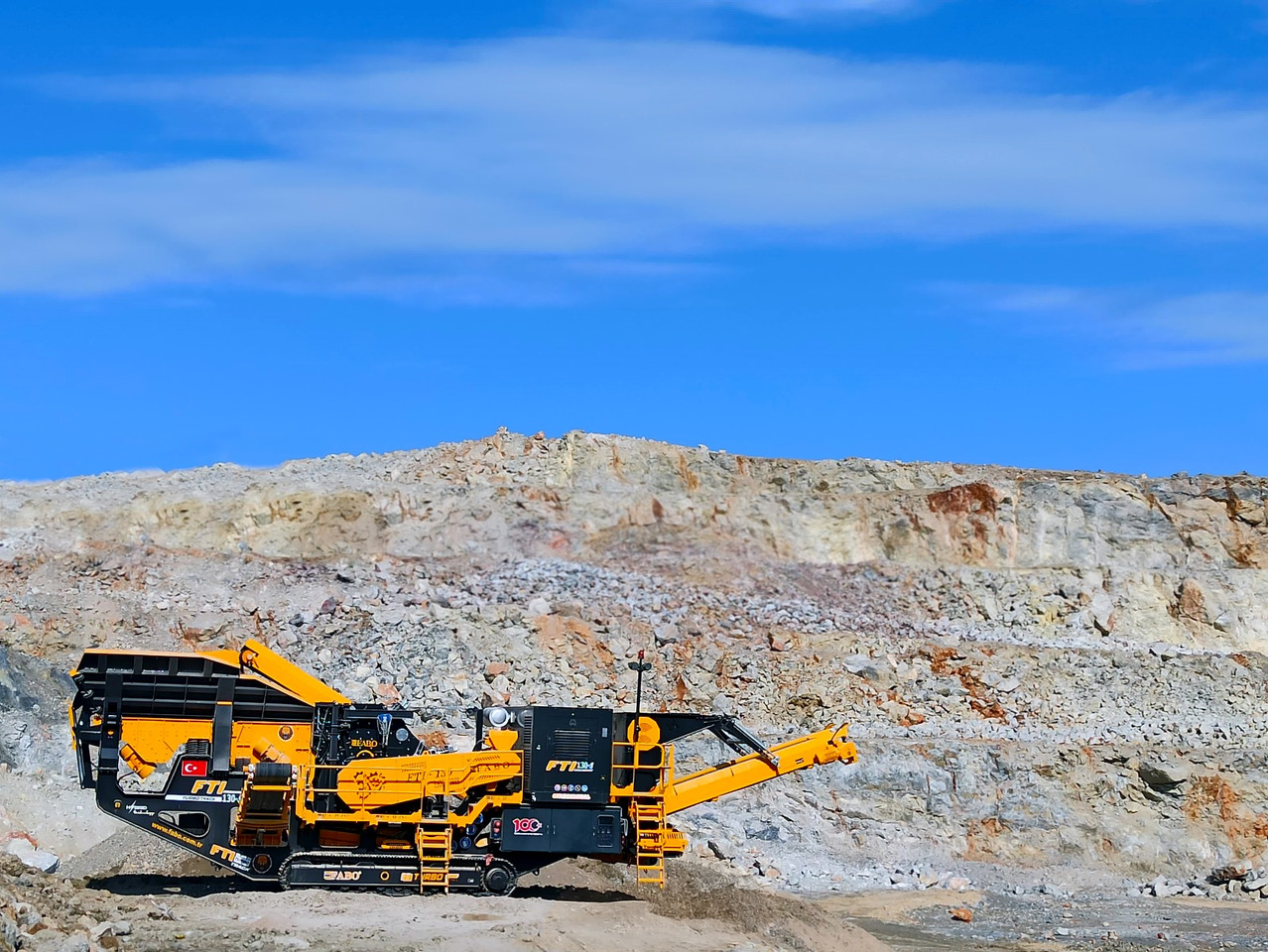 FABO Mobile crusher - 移动破碎机:图2 FABO Mobile crusher - 移动破碎机:图2