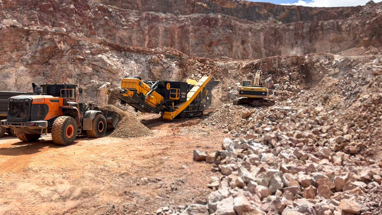 FABO Mobile crusher - 移动破碎机:图5 FABO Mobile crusher - 移动破碎机:图5